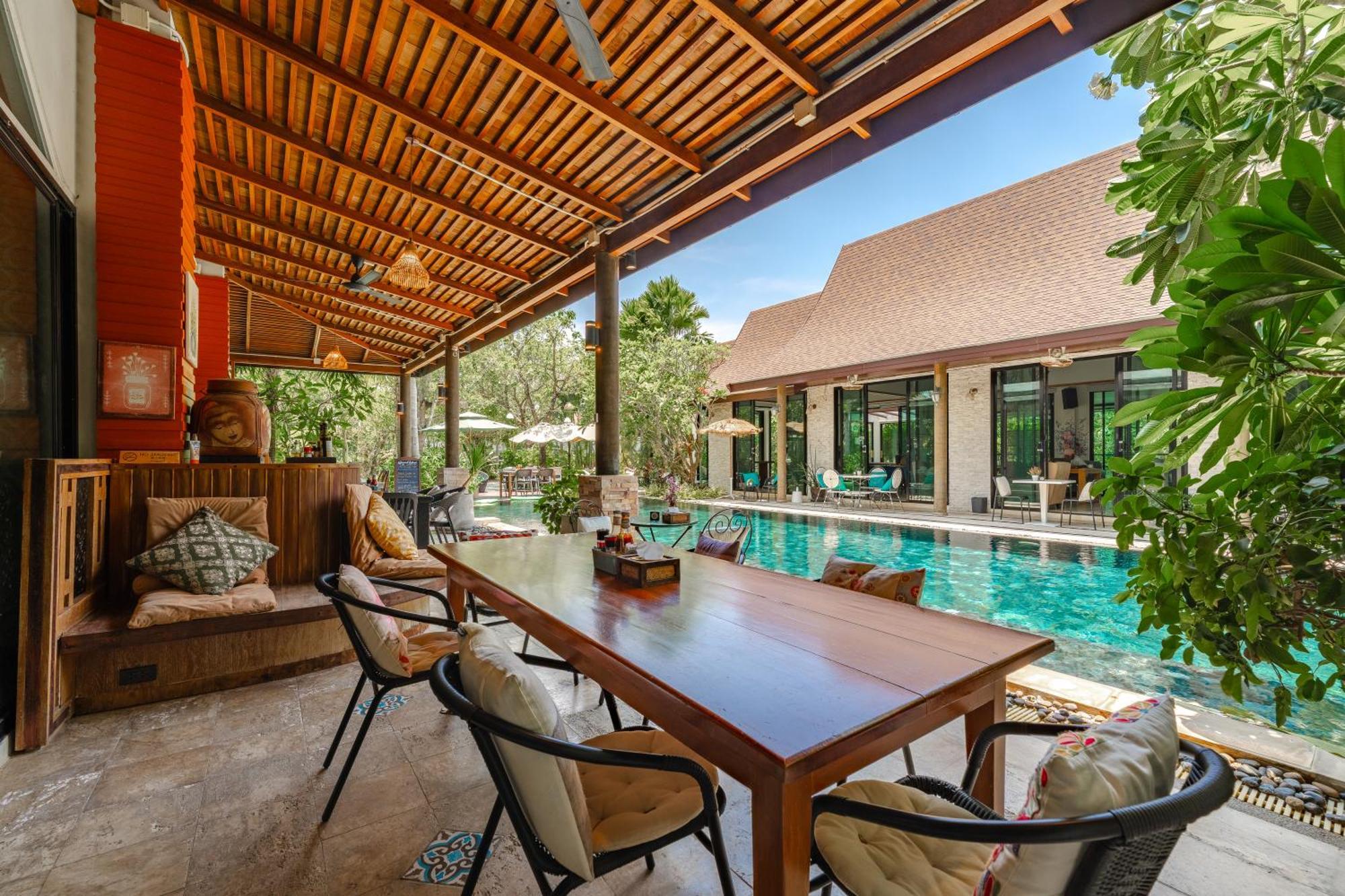 Coco Paradiso Phuket Sha Exterior photo
